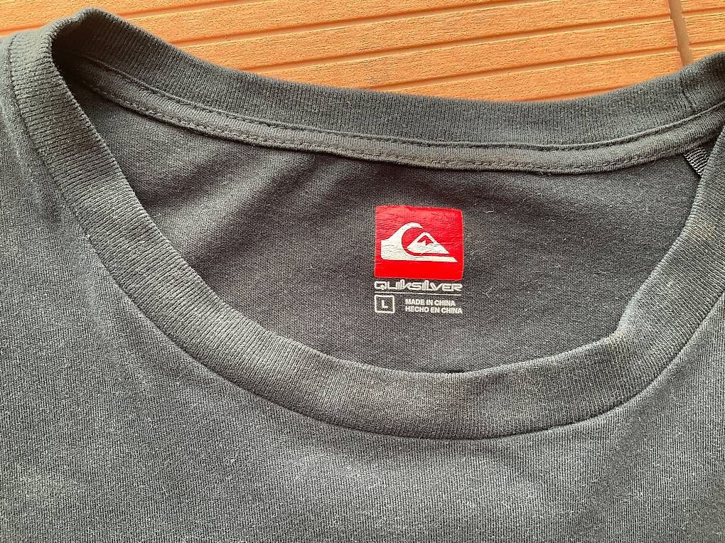 Quiksilver T-Shirts: Quiksilver T-Shirt – Gebraucht aus huttwil von Cabe 2