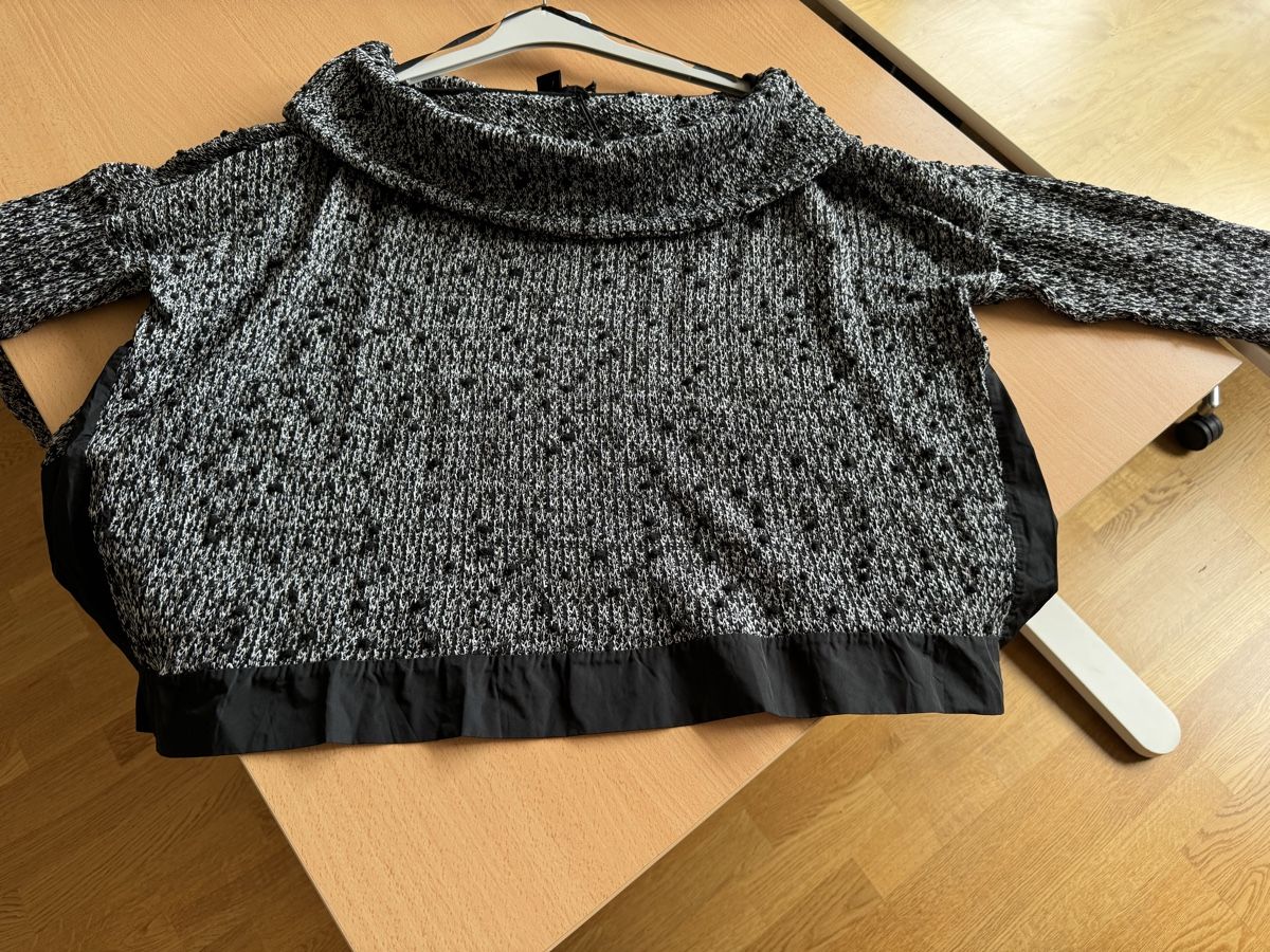 Luukaa Maglioni & Felpe: Pull LUUKAA noir et blanc, taille 40/42, neuf – Nuovo e nell'imballaggio originale da Morges venduto da sandy069 1