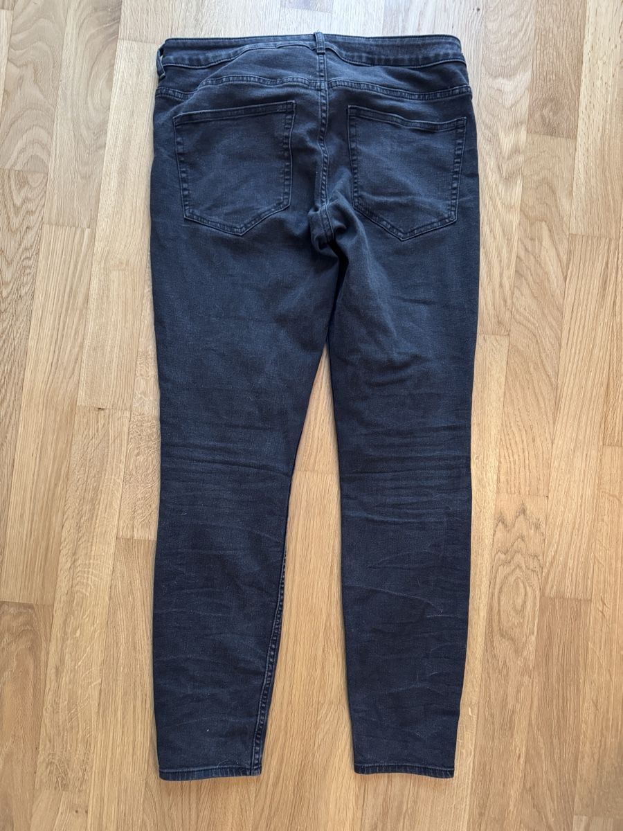 Jeans: Jeans – D'occasion à Lenzburg par Li-Lo 1