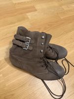 Braune Leder Schnürstiefel Grösse 42, ideal für den Herbst!
