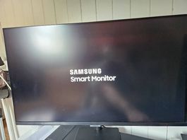 Samsung M5 Smart Monitor 32"