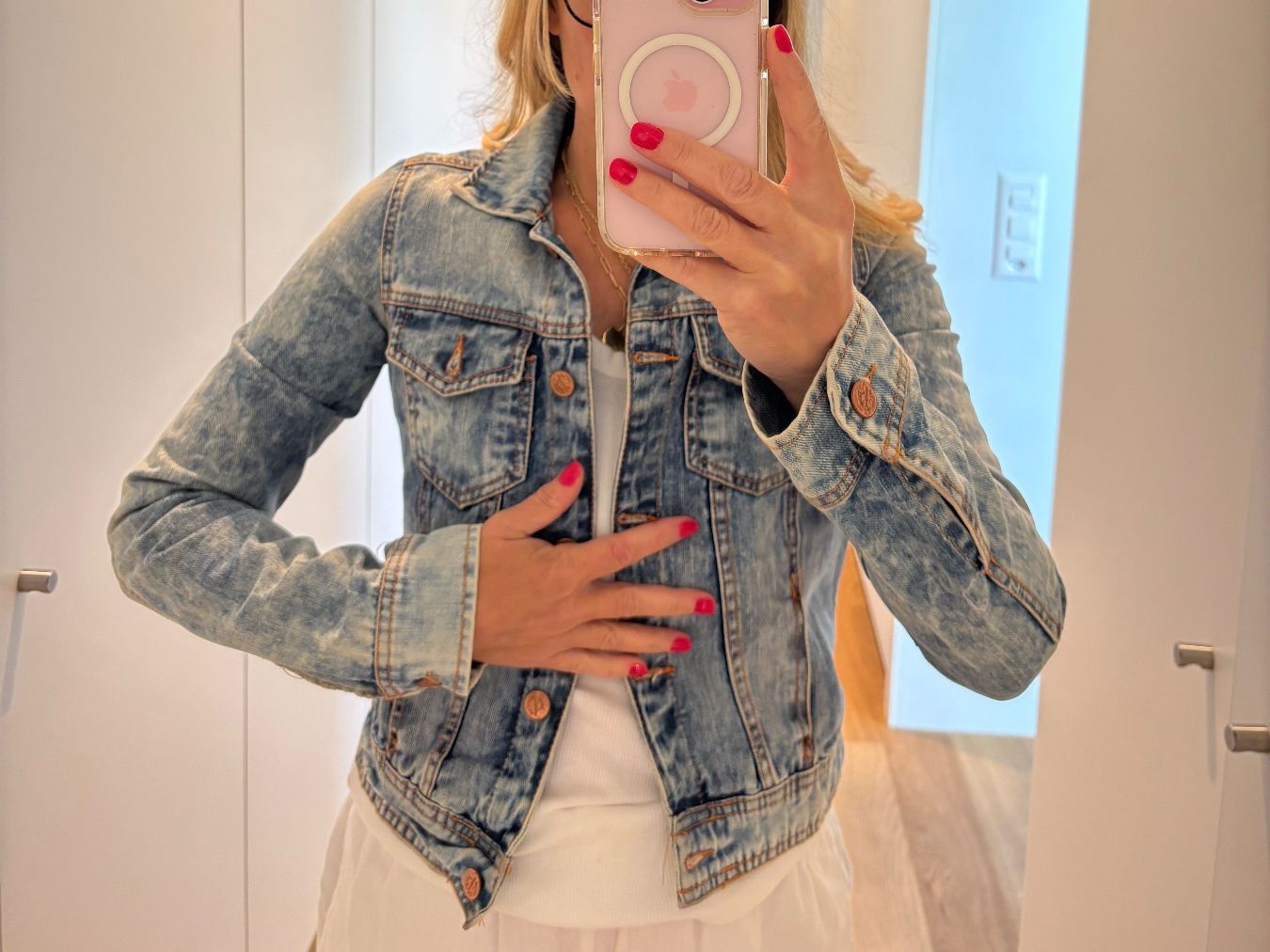 Zara Giacche: Zara acid washed size medium denim jacket – Usato da Steinhausen venduto da ChromeVintage