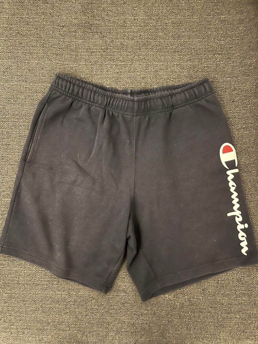Champion Pantaloni: Champions Sweat Shorts Gr. M – Usato da Rothenburg venduto da Calabasas99