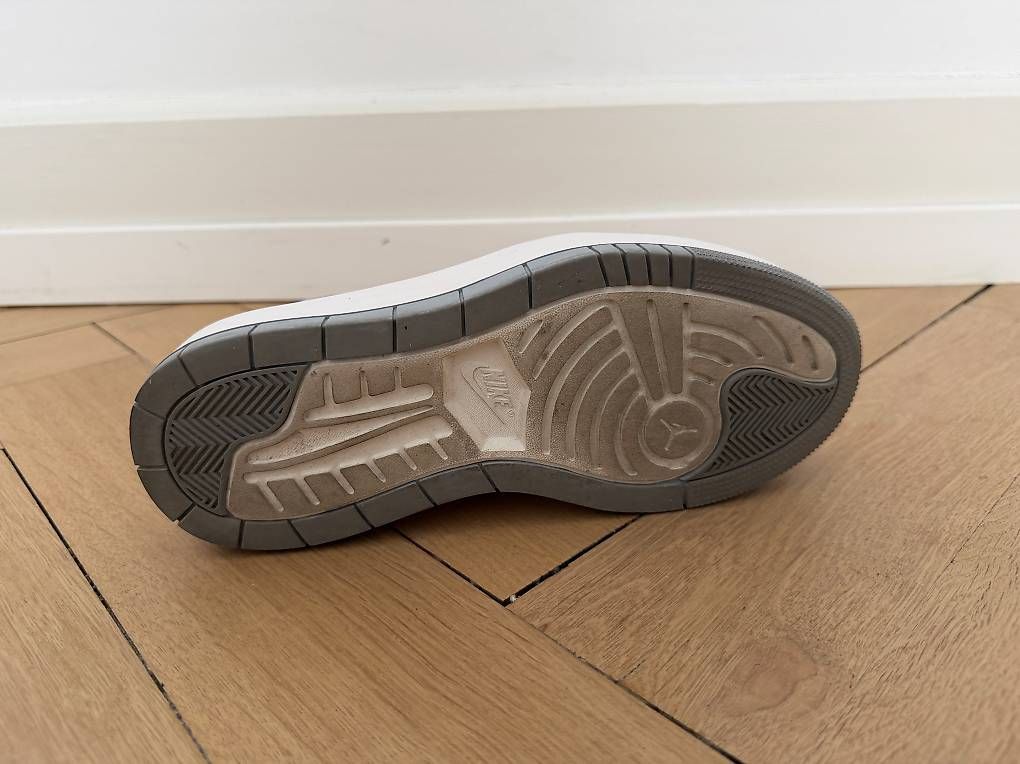 Scarpe da uomo: Nike Jordan 1 Elevate Low Wolf Grey 40 – Usato da Basel venduto da Ohschaumal 4