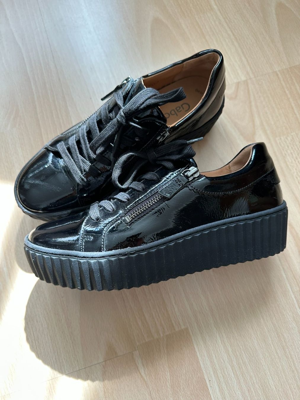 Gabor Scarpe da donna: Gabor Sneaker  Lackleder,  6.5 – Nuovo (secondo la descrizione) da Thusis venduto da efa 1
