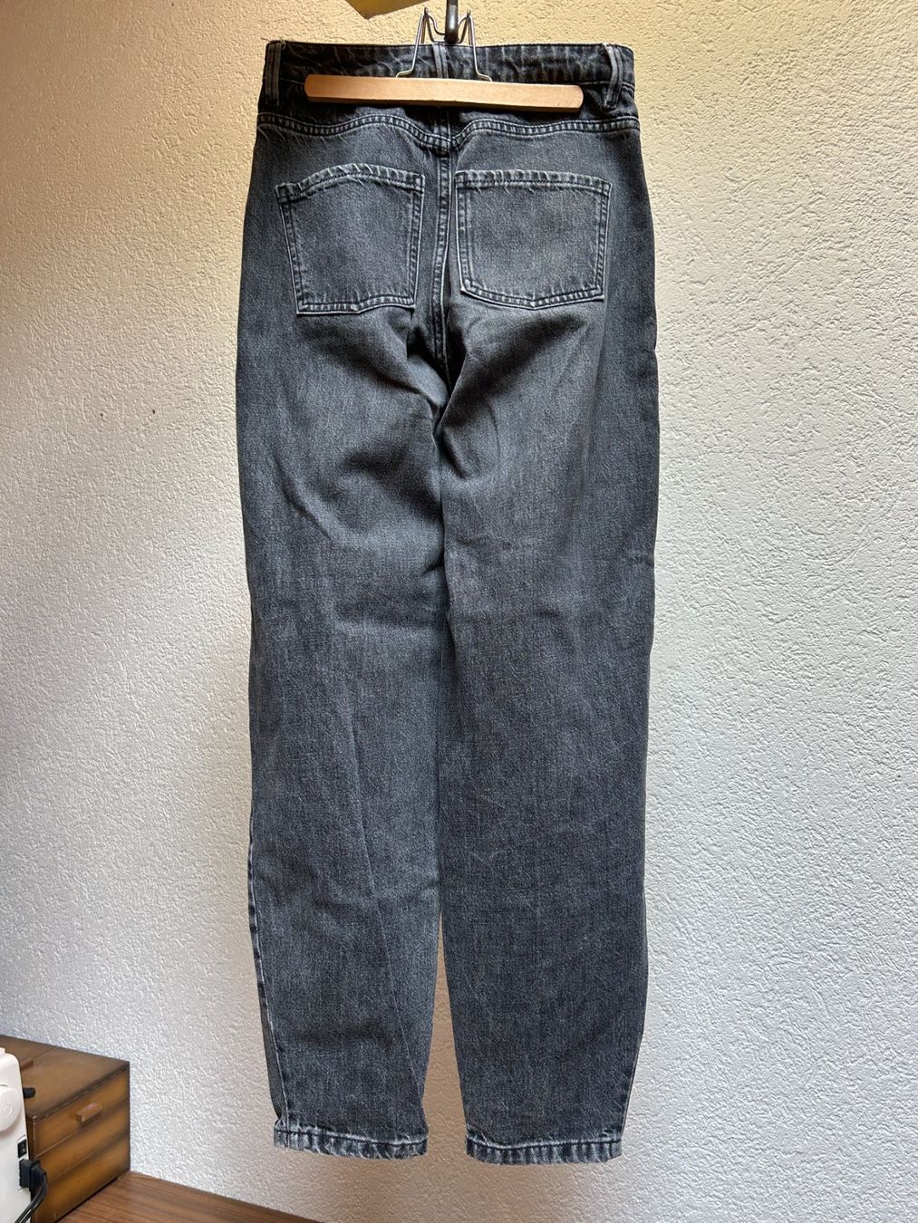 Manor Jeans: Jean baggy gris – Gebraucht aus Soyhières von Maponos 1