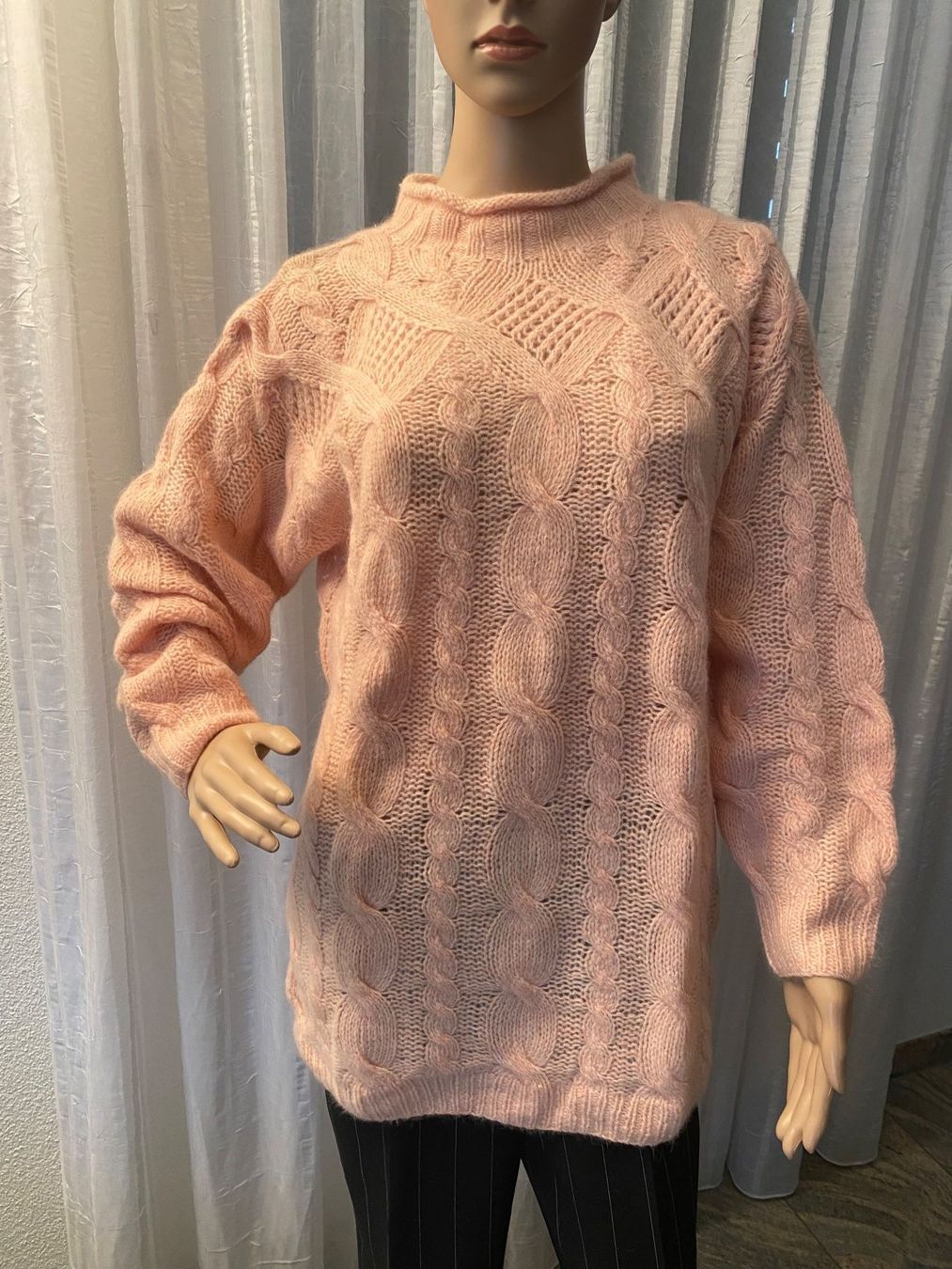 Maglioni & Felpe: perfekter Auftritt - 20% Angora-Strickpullover Gr. M – Usato da Winkel venduto da ferrari2022 1