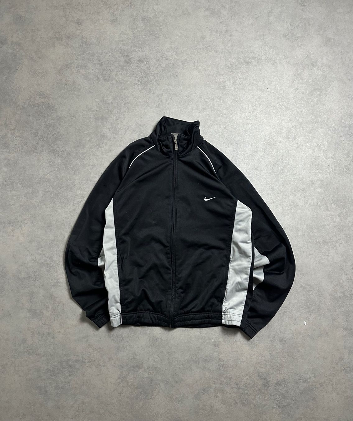 Nike Jacken: Nike Jacke Grösse s – Gebraucht aus Wolfhalden von GodzillaArchive