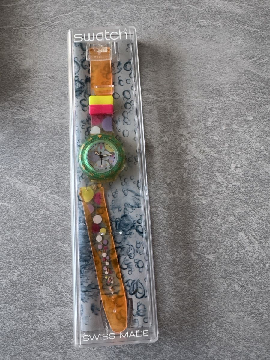 Swatch Uhren: Montre Swatch multicolore  – Defekt aus Posieux von Angeles82 5