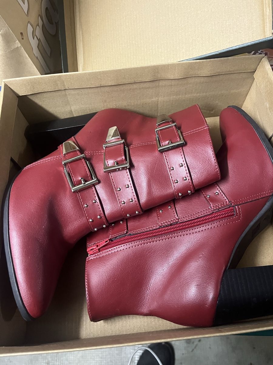 Scarpe da donna: Damen Schuhe – Nuovo (secondo la descrizione) da Burgdorf venduto da kla_r5tf