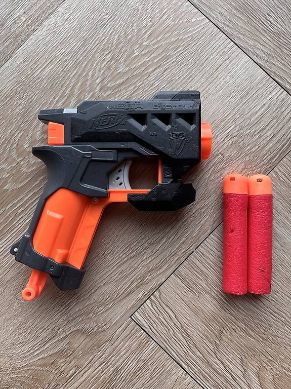 Jouets: NERF MEGA B-GSHOCK – D'occasion à Buchrain par lev_c98m