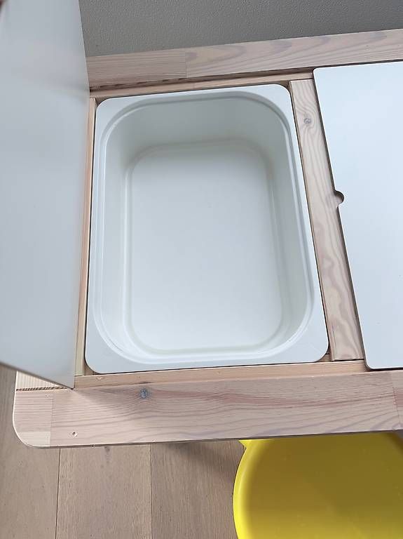 Ikea Tischset: Ikea Set - Kindergisch mit Kinderhocker – Gebraucht aus Meilen von iza_scz7 2