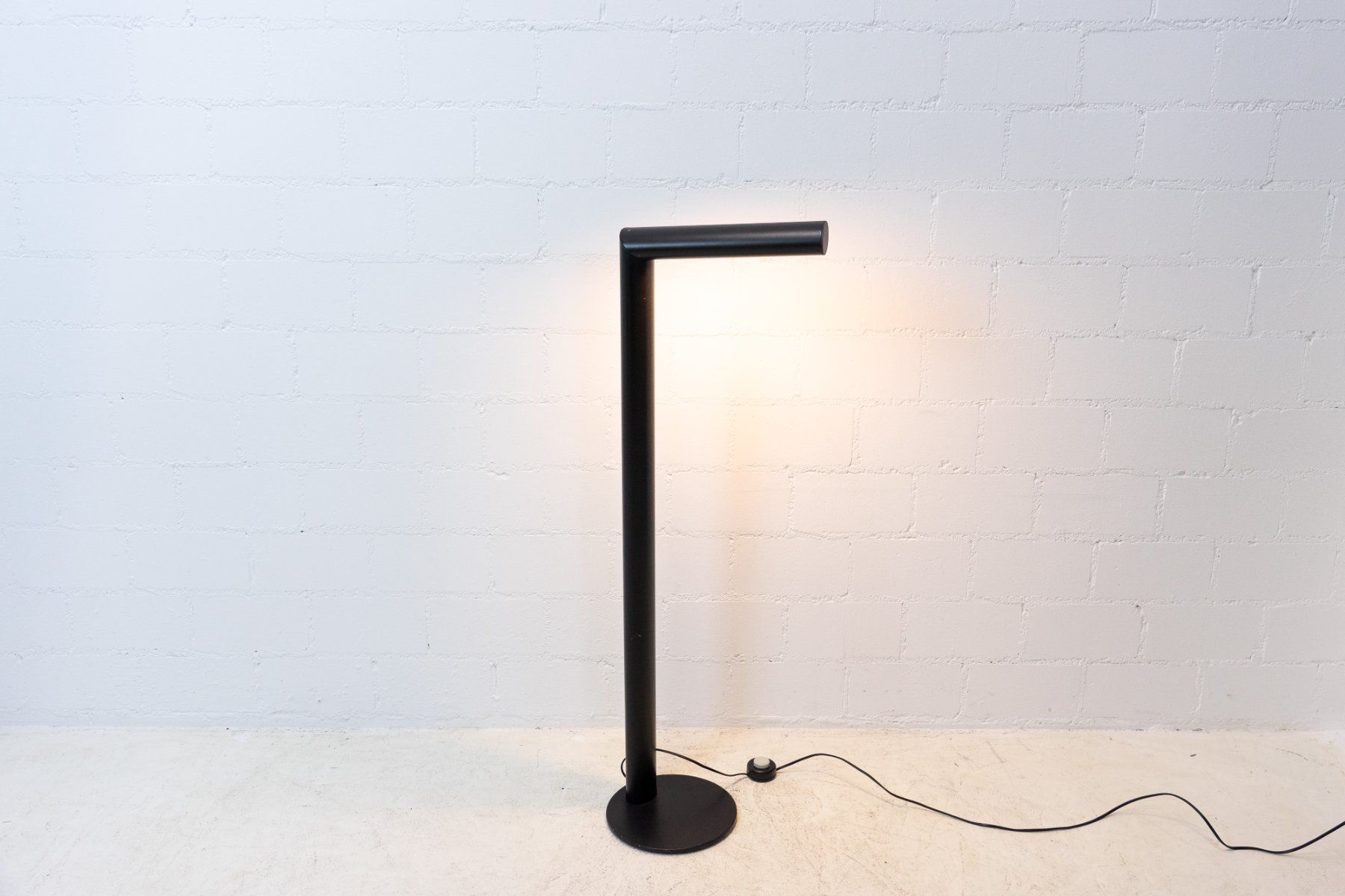 Lampen: Stehleuchte Nr. 14 - Lieferung möglich – Gebraucht aus Schaffhausen von Studio-Ara 3