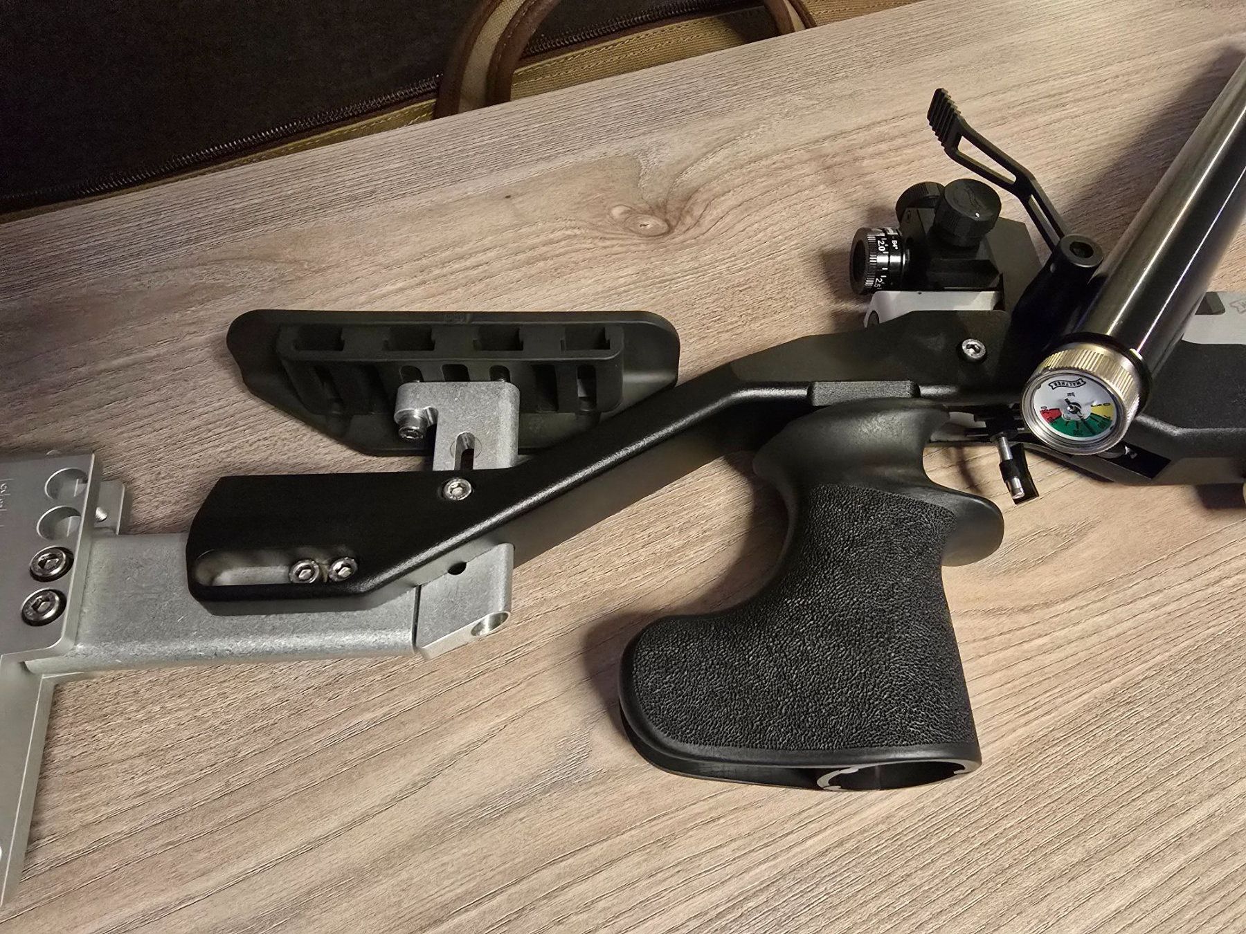 Alle Werkzeuge: Luftgewehr Walther LG400 – Gebraucht aus Richterswil von  2