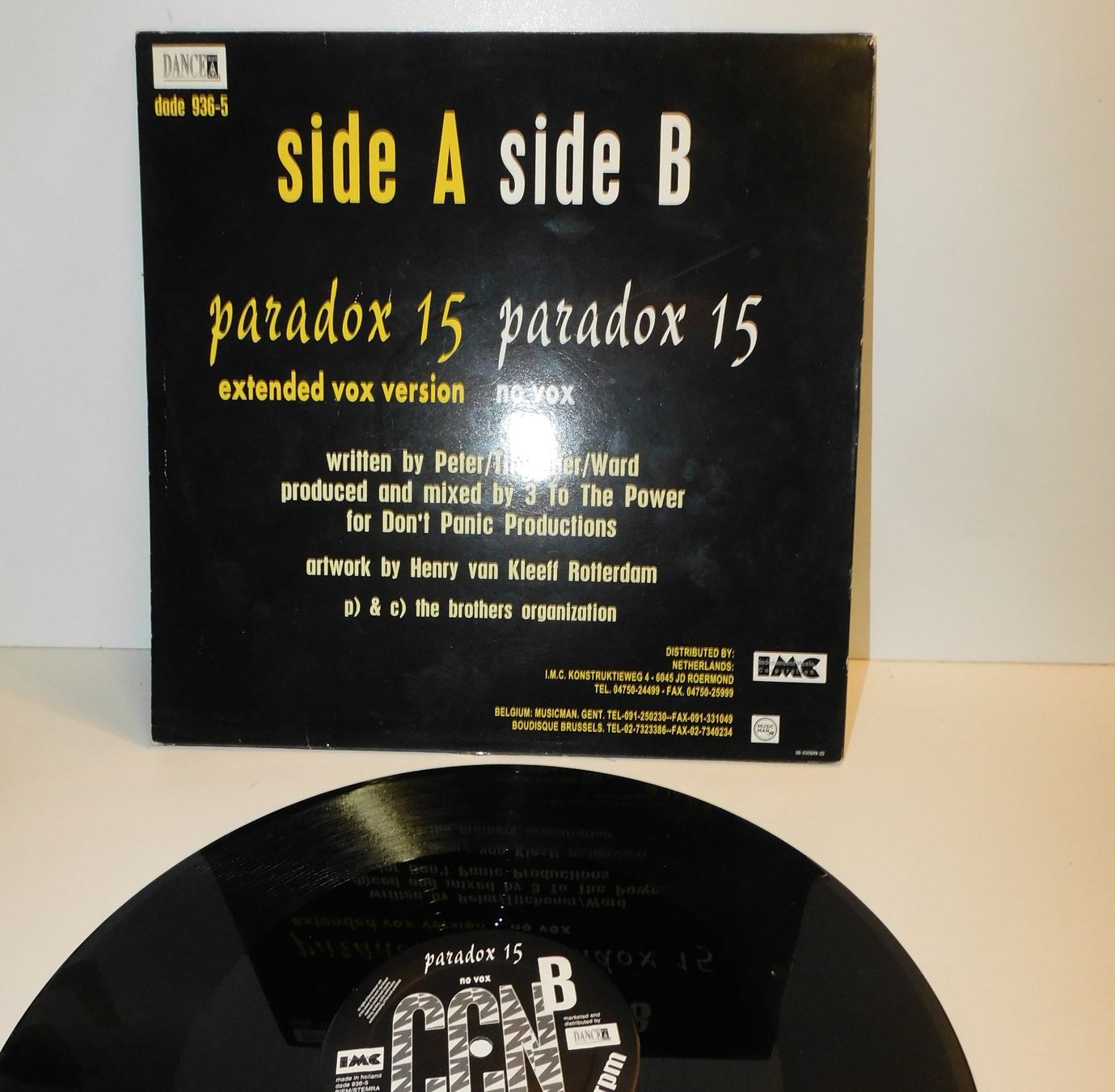 Dischi in vinile: LP Paradox 15 Extendet Vox Version -   House Remix    -  Mix – Usato da Sursee venduto da 76 1