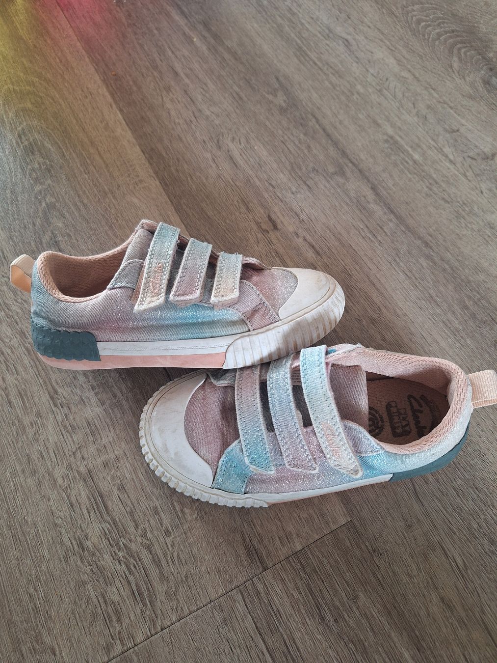 Clarks Scarpe per ragazzi: EU27 Clarks Kinder-Sommerschuhe – Usato da Gähwil venduto da keb_qb65