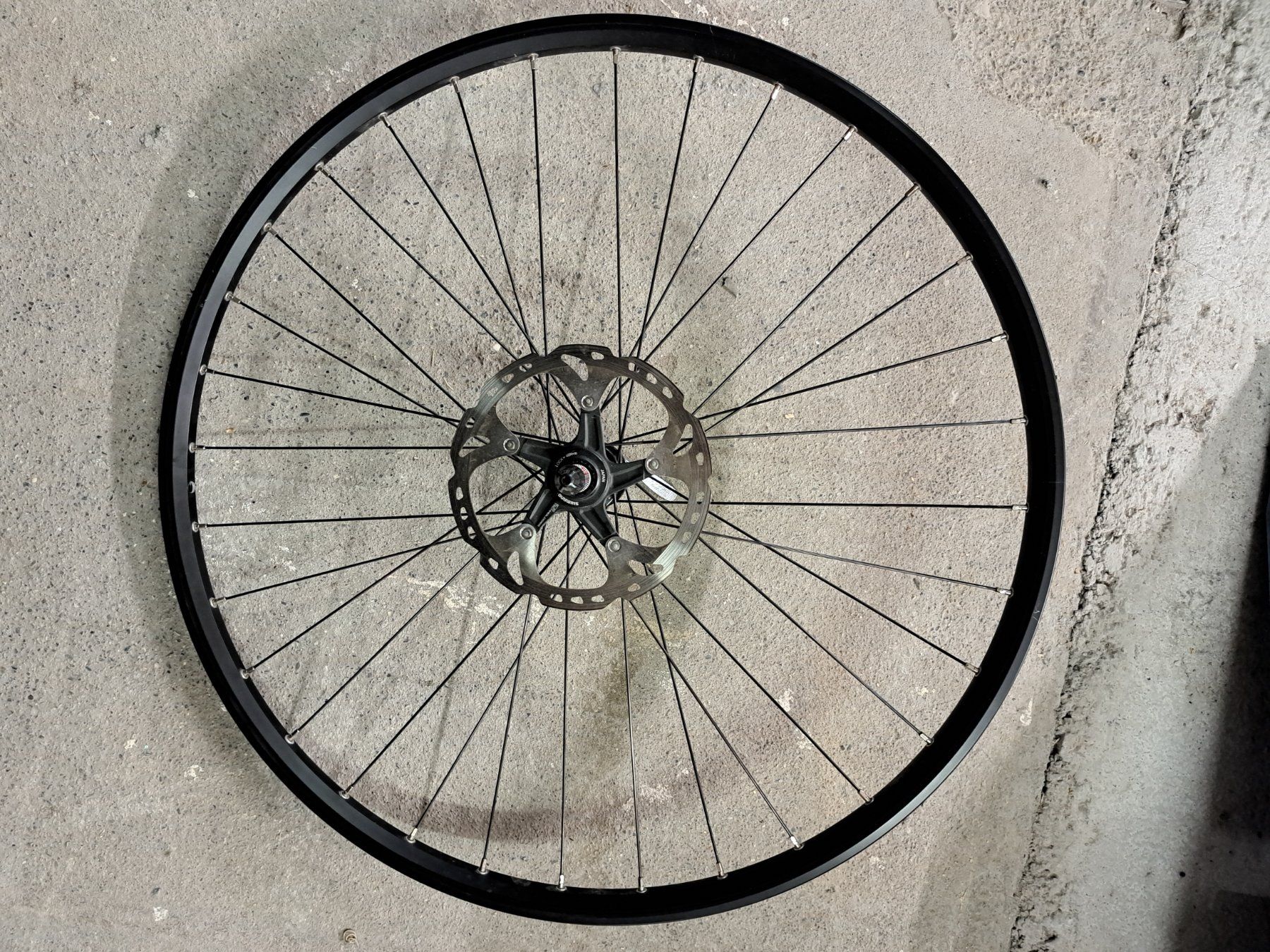 Shimano Ersatzteile: V. Rad 28" Shimano XT mit Disc 49.- – Neu (gemäss Beschreibung) aus Emmenbrücke von bikesandmore75