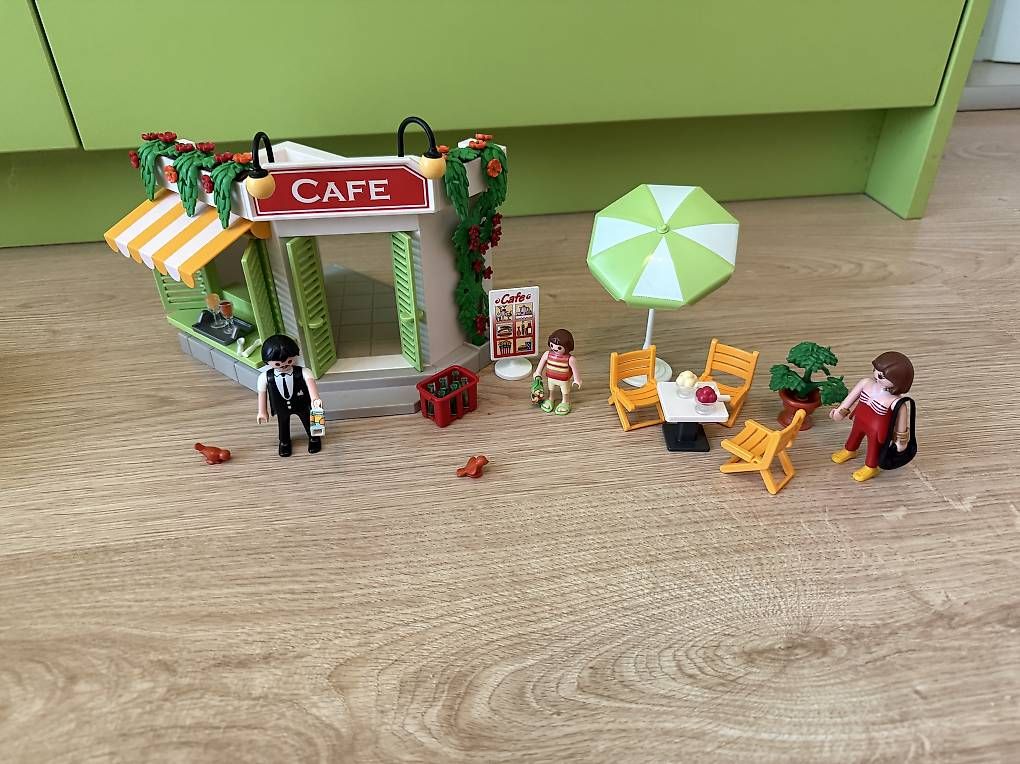 Playmobil Spielzeuge: Playmobil Eisdiele 5644 und Café 5129 – Gebraucht aus Zufikon von SULMI02 1
