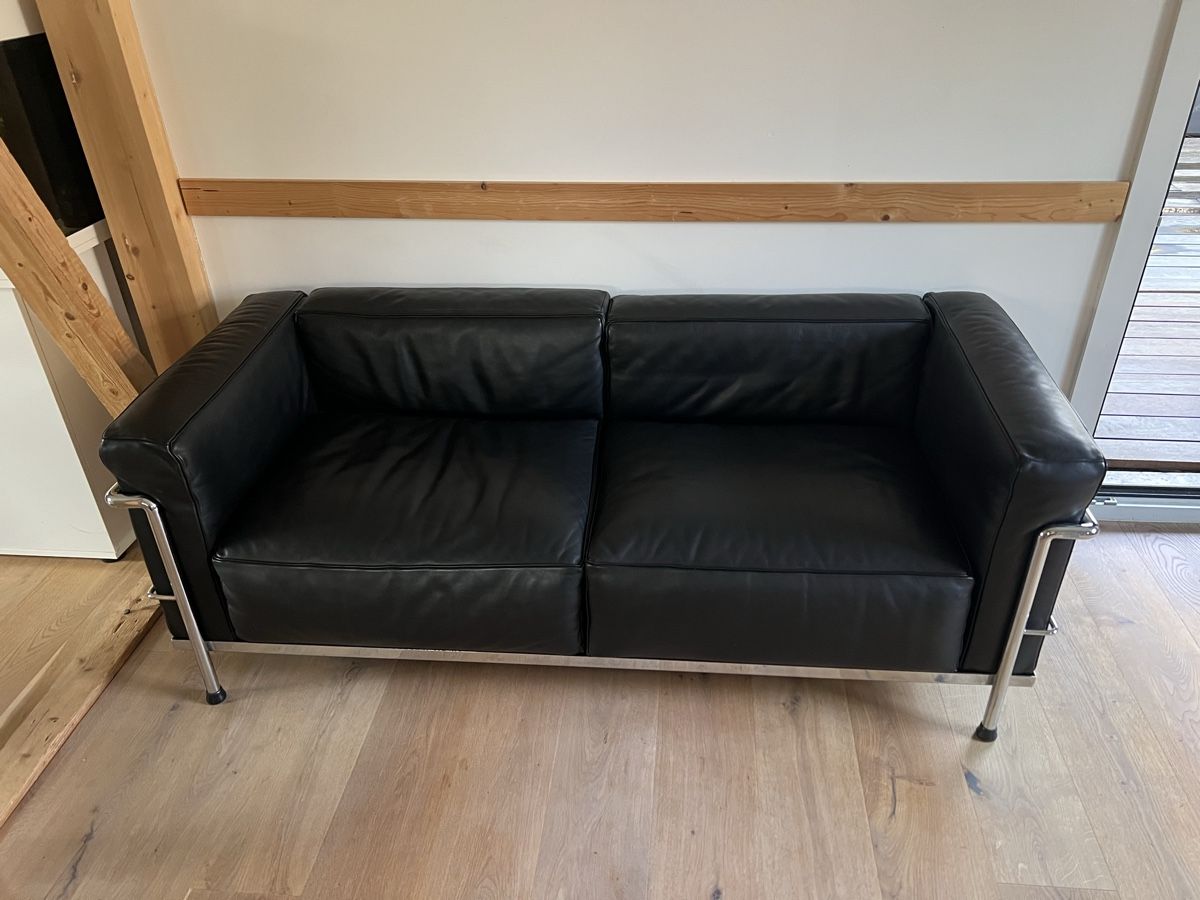 Divani: Le Corbusier LC3 von Cassina – Usato da Freienbach venduto da fraugross 2