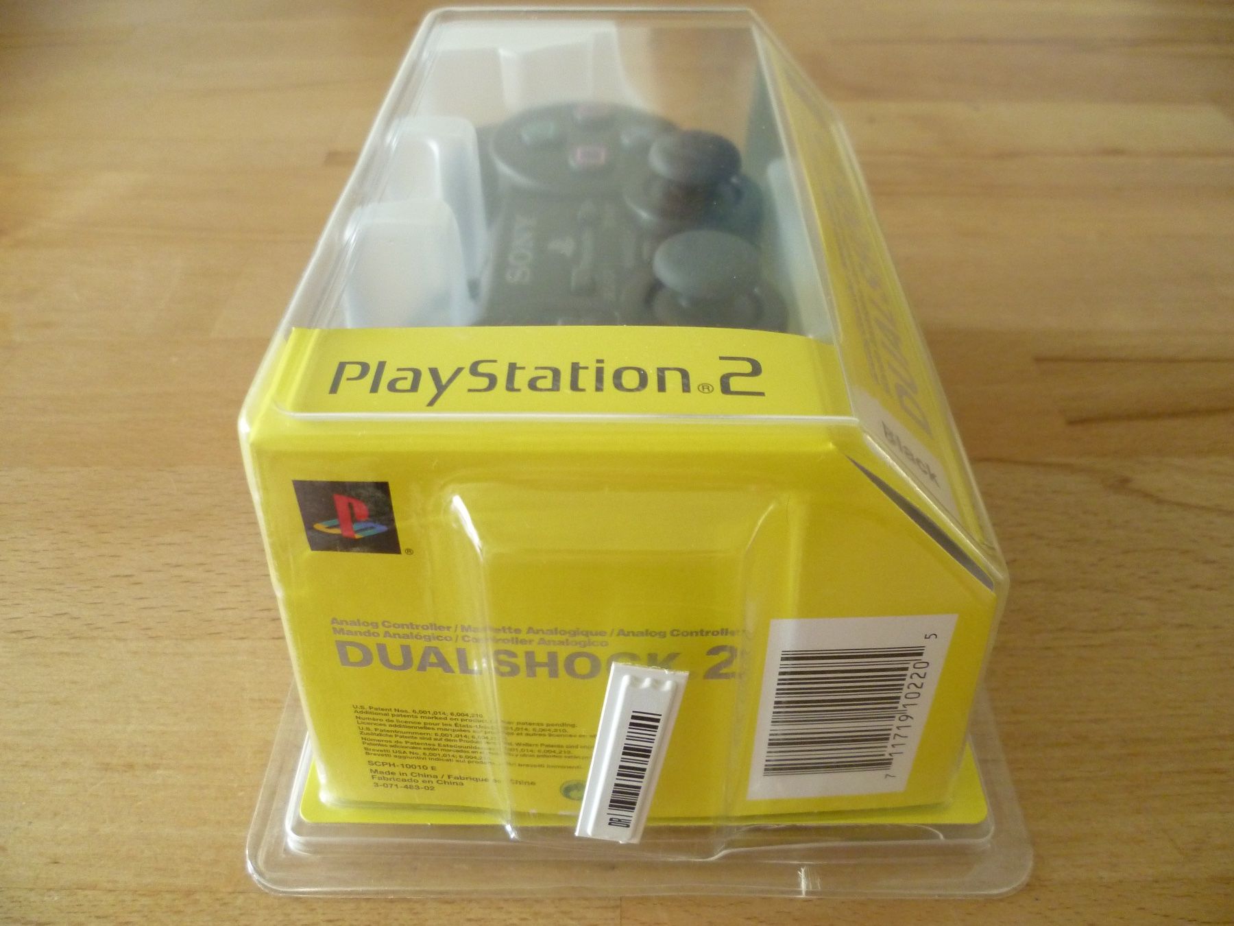 Sony Controller: Authentischer PS2 DualShock 2 Controller schwarz (FABRIKNEU) – Nuovo e nell'imballaggio originale da Thalwil venduto da ranx 5