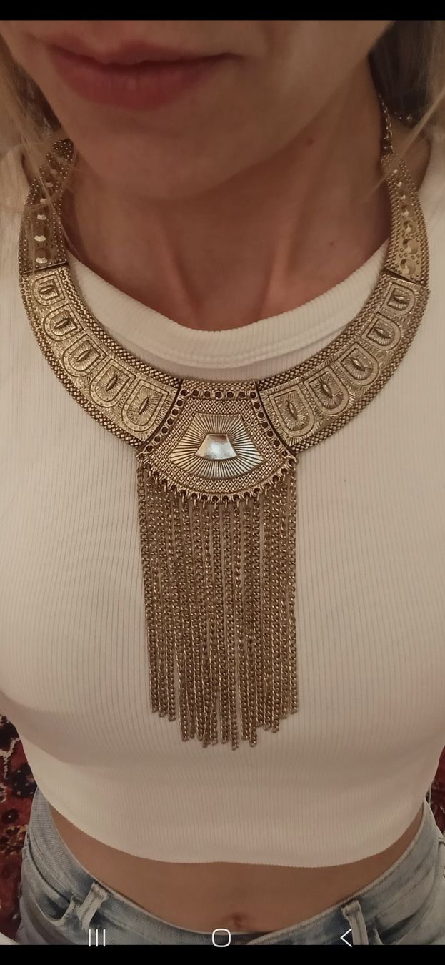 Ketten: Collier mit Fransen goldfarben gut erhalten – Neu (gemäss Beschreibung) aus Mollis von nin_ph7s