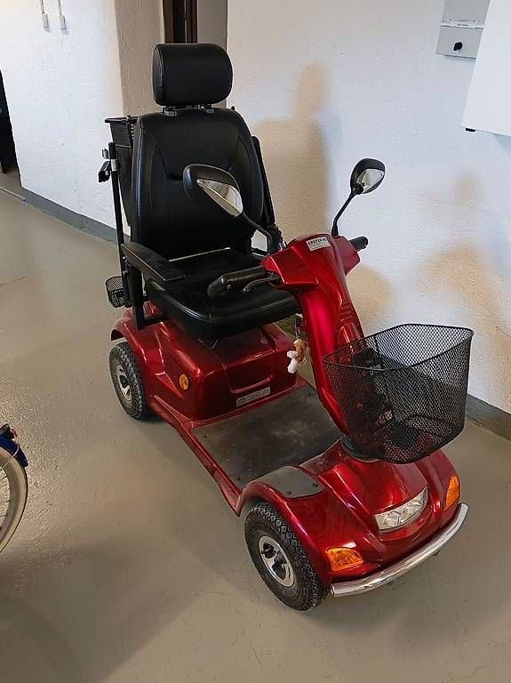 Elektromobile: Elektrofahrzeug bis 10Km/h – Gebraucht aus Amriswil von Vrobi 1