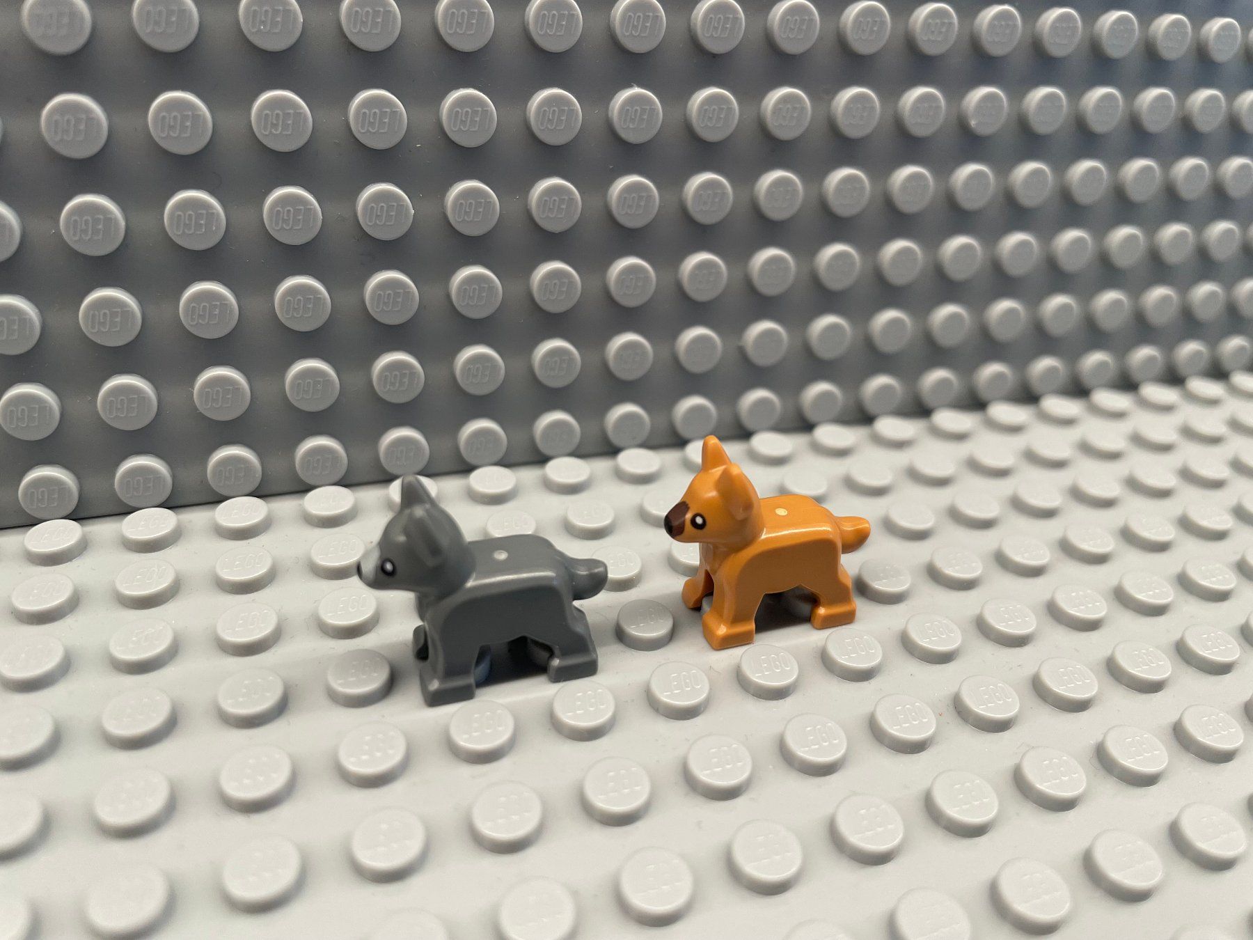 Lego Kit di costruzioni: Lego Tiere - 2 x Hund Welpen – Nuovo (secondo la descrizione) da Horw venduto da G39517sG 1