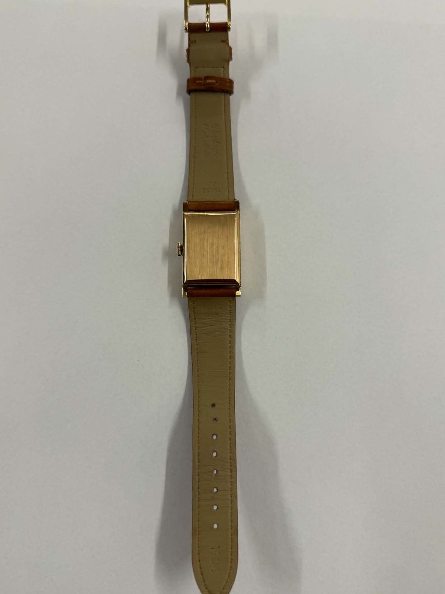 Universal Genève Orologi: Universal Genève en or très rare – Usato da Glovelier venduto da Elsii44 5