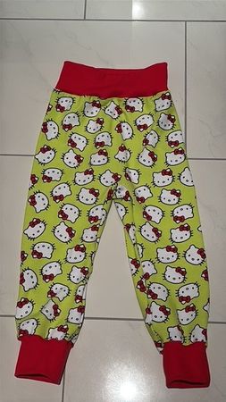 Pumphose Mitwachshose Hello Kitty Gr. 98/104 Neu