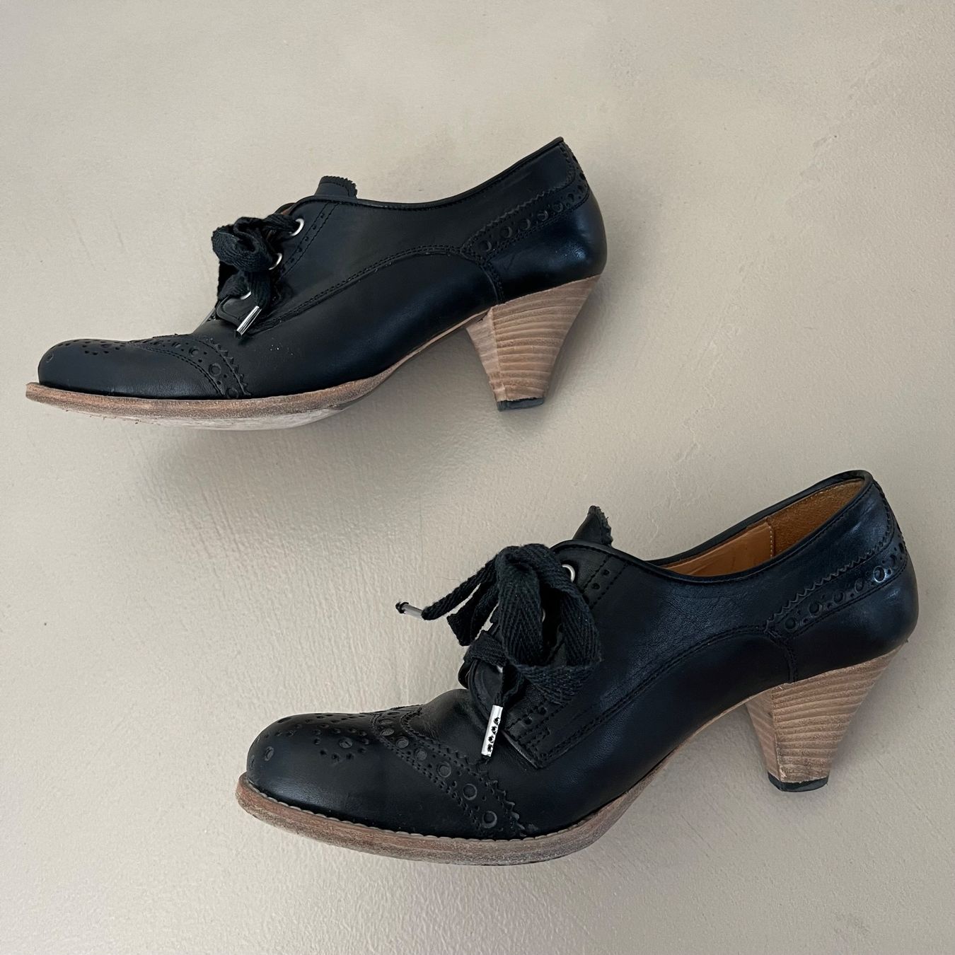 Scarpe da donna: TO & CO. Pumps 🖤 – Usato da Zürich venduto da ClosetQueen 2