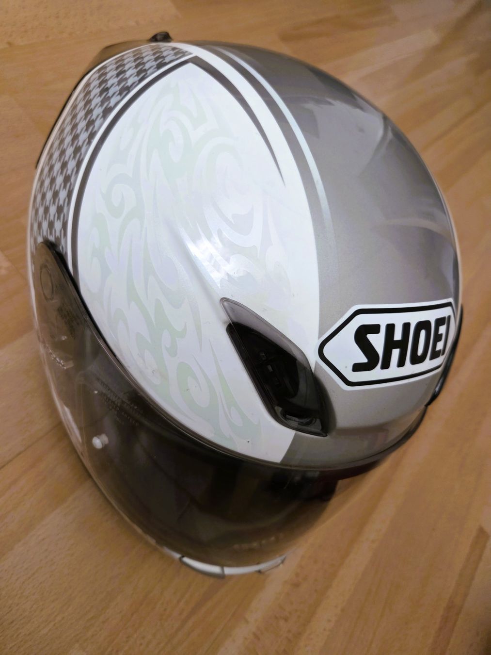 Shoei Casques & visières: MOTORRAD HELM - SHOEI – D'occasion à Brüttisellen par Nighttrain 8