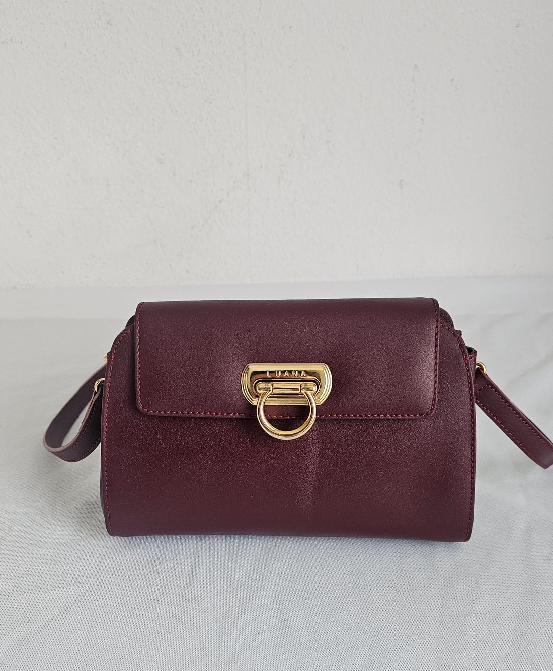 Borse da donna: ***LUANA*** Umhängetasche – Usato da Bronschhofen venduto da David80 1