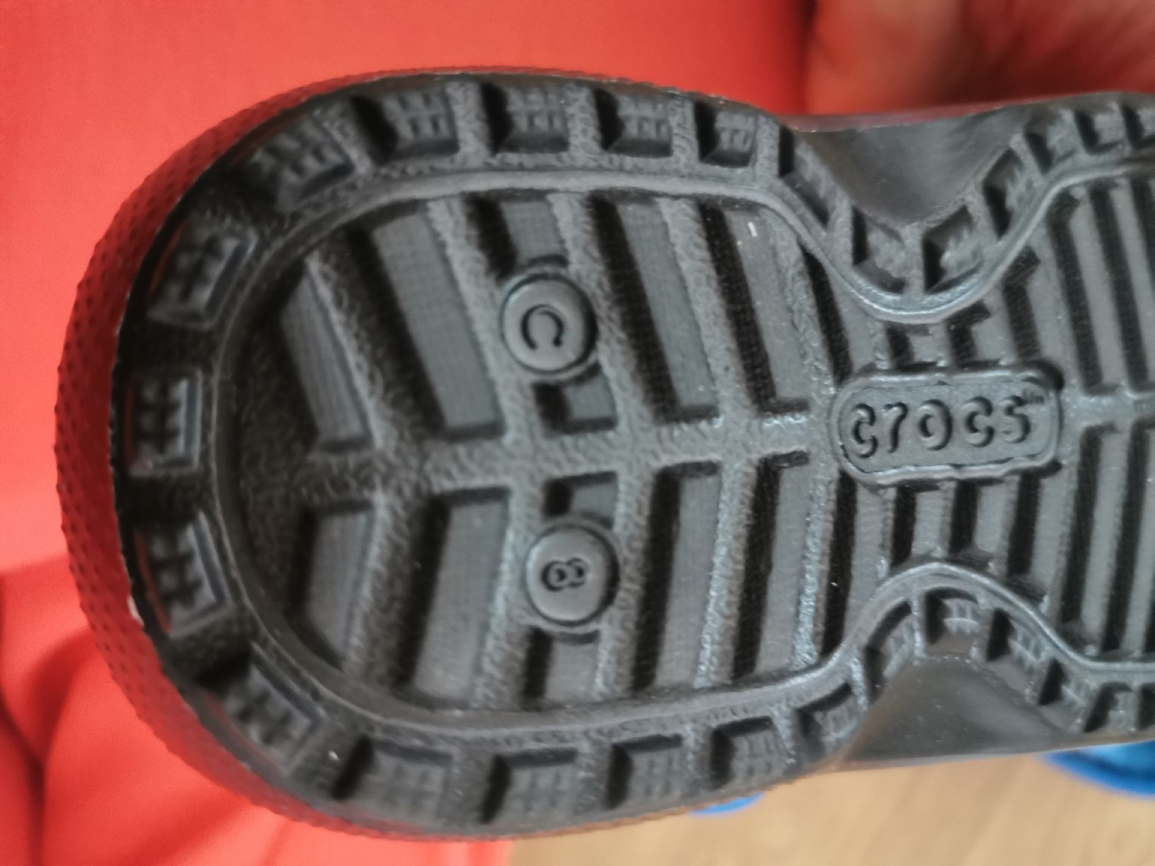 Scarpe da uomo: Kuschelige Crocs Grösse 24/25, Unisex – Nuovo (secondo la descrizione) da Cham venduto da julayla 4