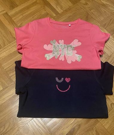 Lot 3 hauts: t-shirts manche longue + débardeur: 122-128 cm