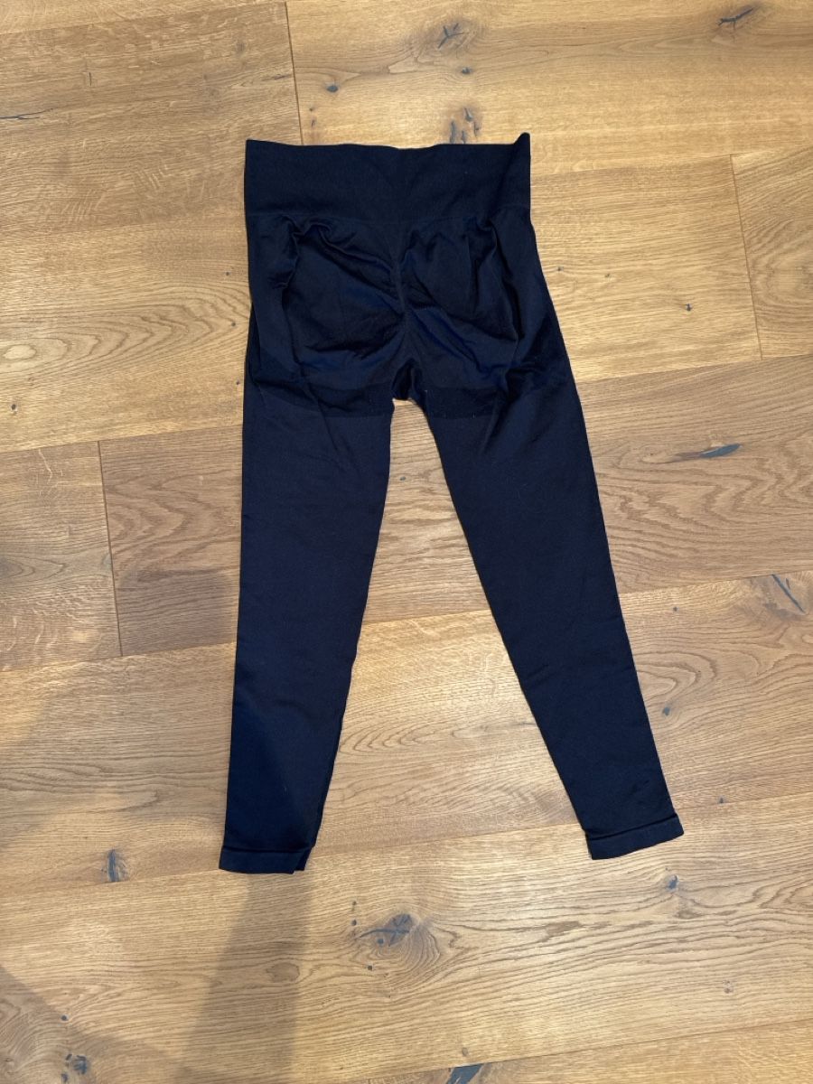 Leggings: Leggings schwarz  – Gebraucht aus Zweidlen von sweetchili_03 1