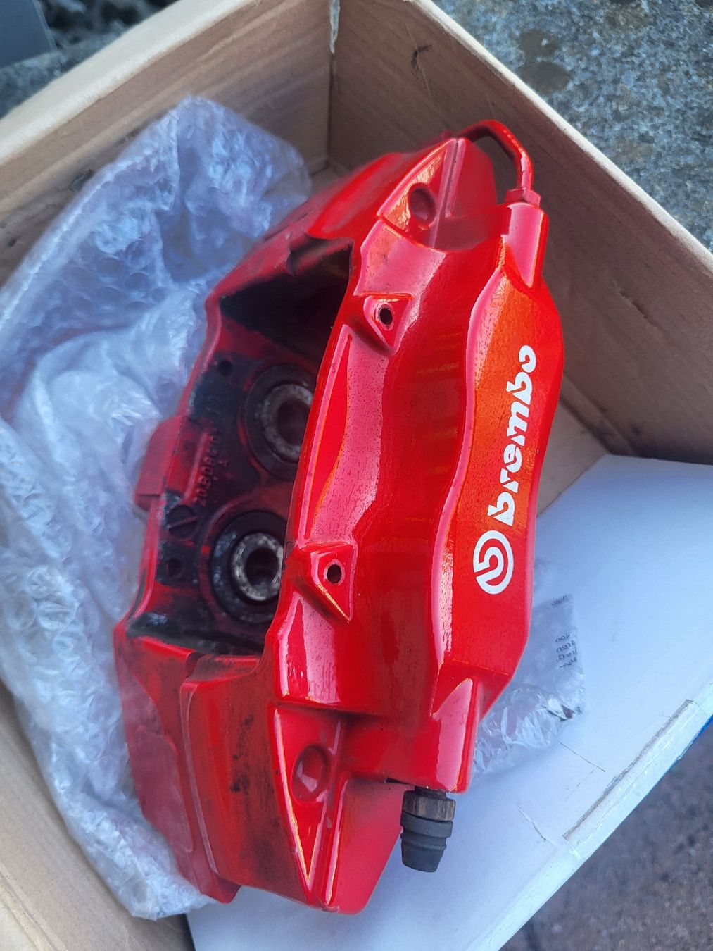 Brembo Alle Autoersatzteile: Brembo Bremszangen hinten – Gebraucht aus Schenkon von Eti94 2