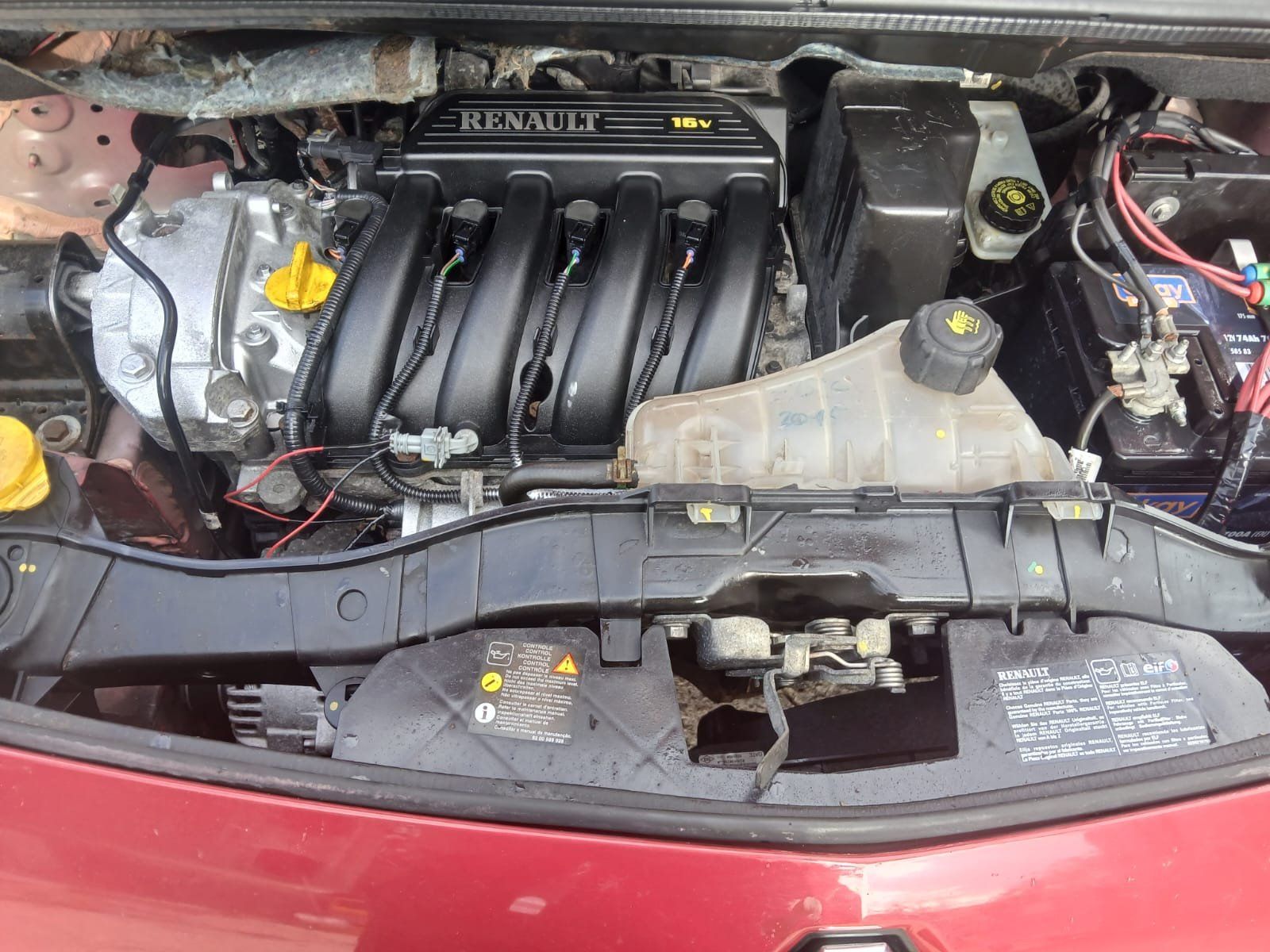 Renault Veicoli commerciali: Renault Kangoo Rot mit MFK – Usato da Wolhusen venduto da mar_bh52 4