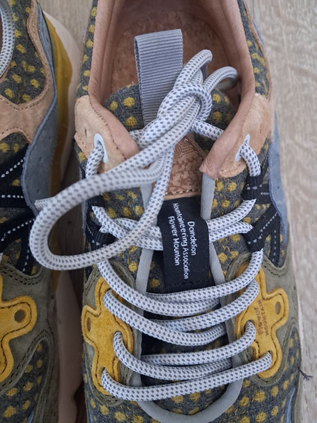 Herrenschuhe: Sneakers Flower Mountain Grösse 41 – Gebraucht aus Basel von liz_nqr9 1