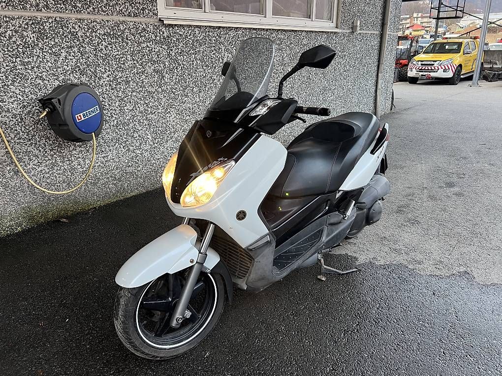 Yamaha Scooter: Yamaha YP250R COLLAUDATO – Usato da Lostallo venduto da ala_s2tz