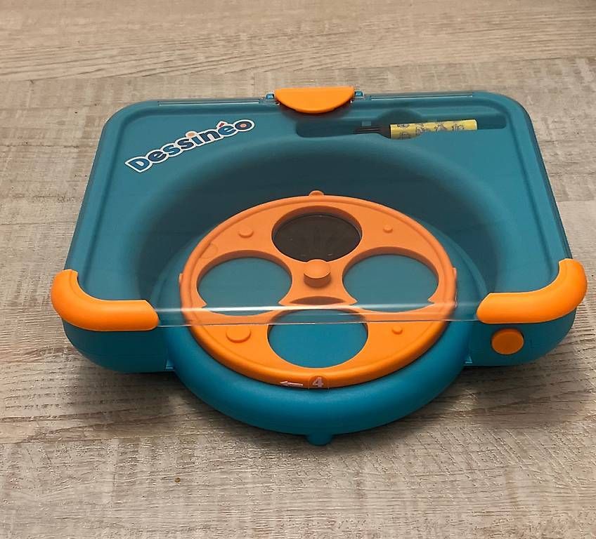 Giochi: Dessinéo jeu dessin enfant  – Usato da Epalinges venduto da nmauvoisin 2