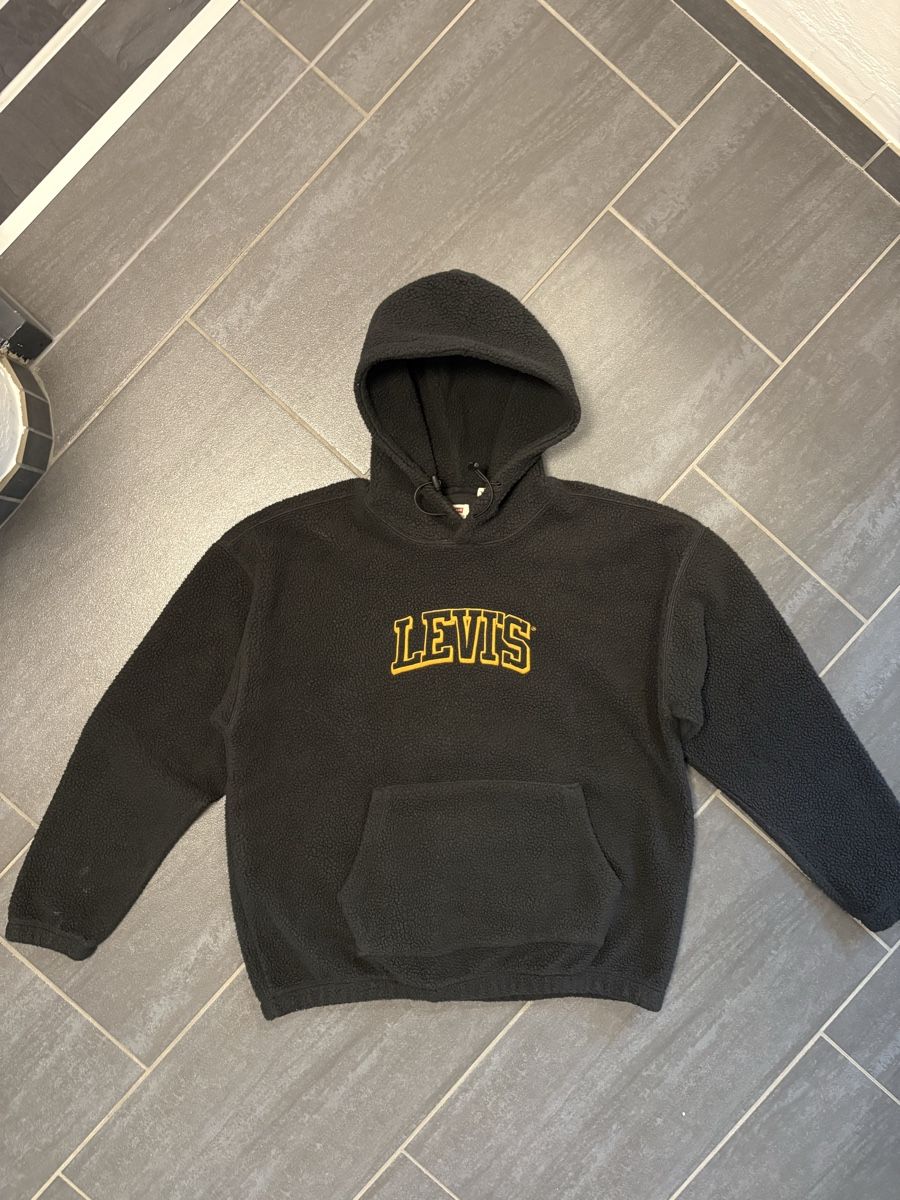 Levi's Maglioni & Felpe: Levi‘s Fleece Kapuzenpullover M – Usato da Rümlang venduto da svent 4