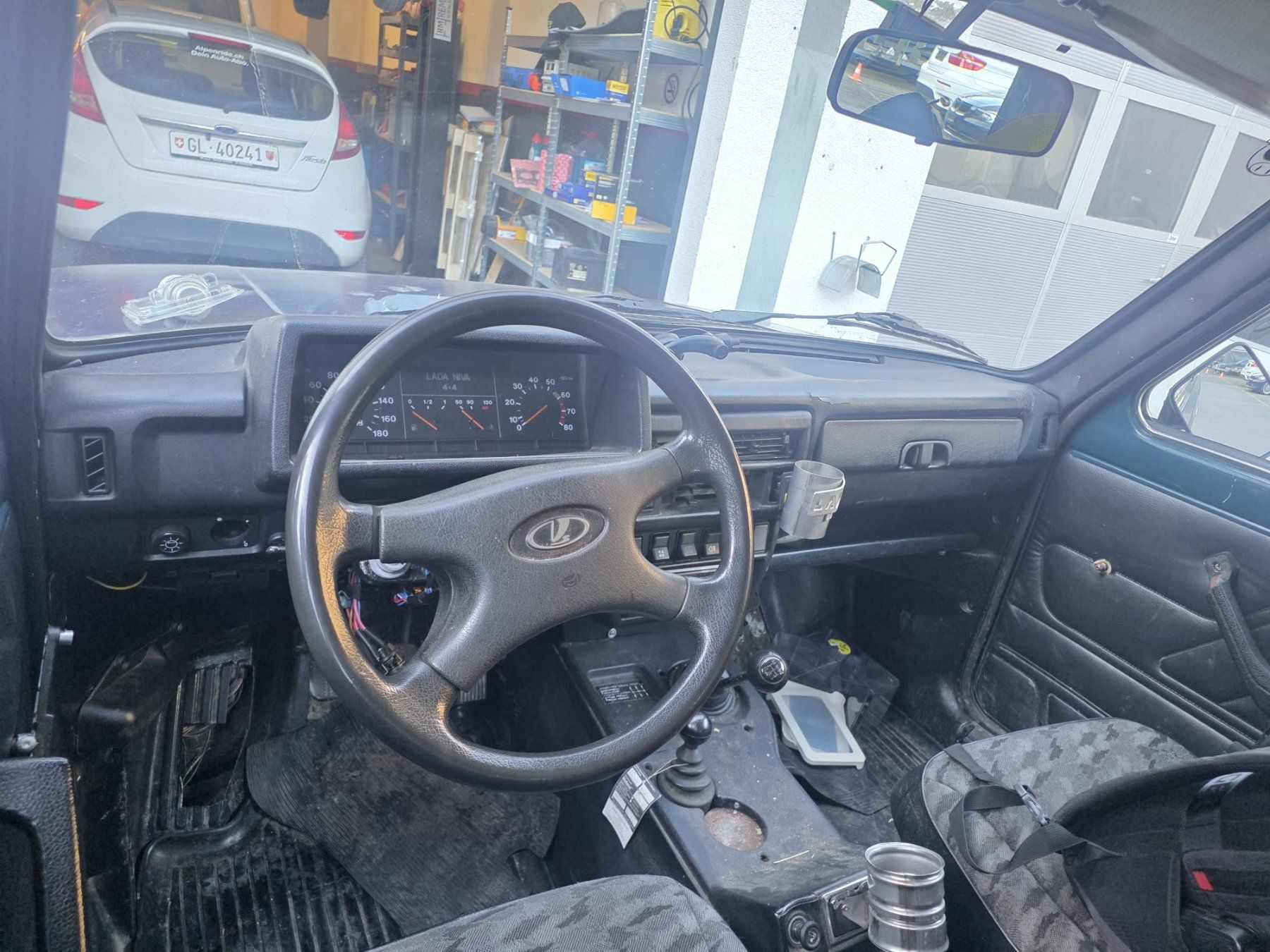 Lada Autos: Lada Niva 30km/h – D'occasion à Hätzingen par Kuh7 5