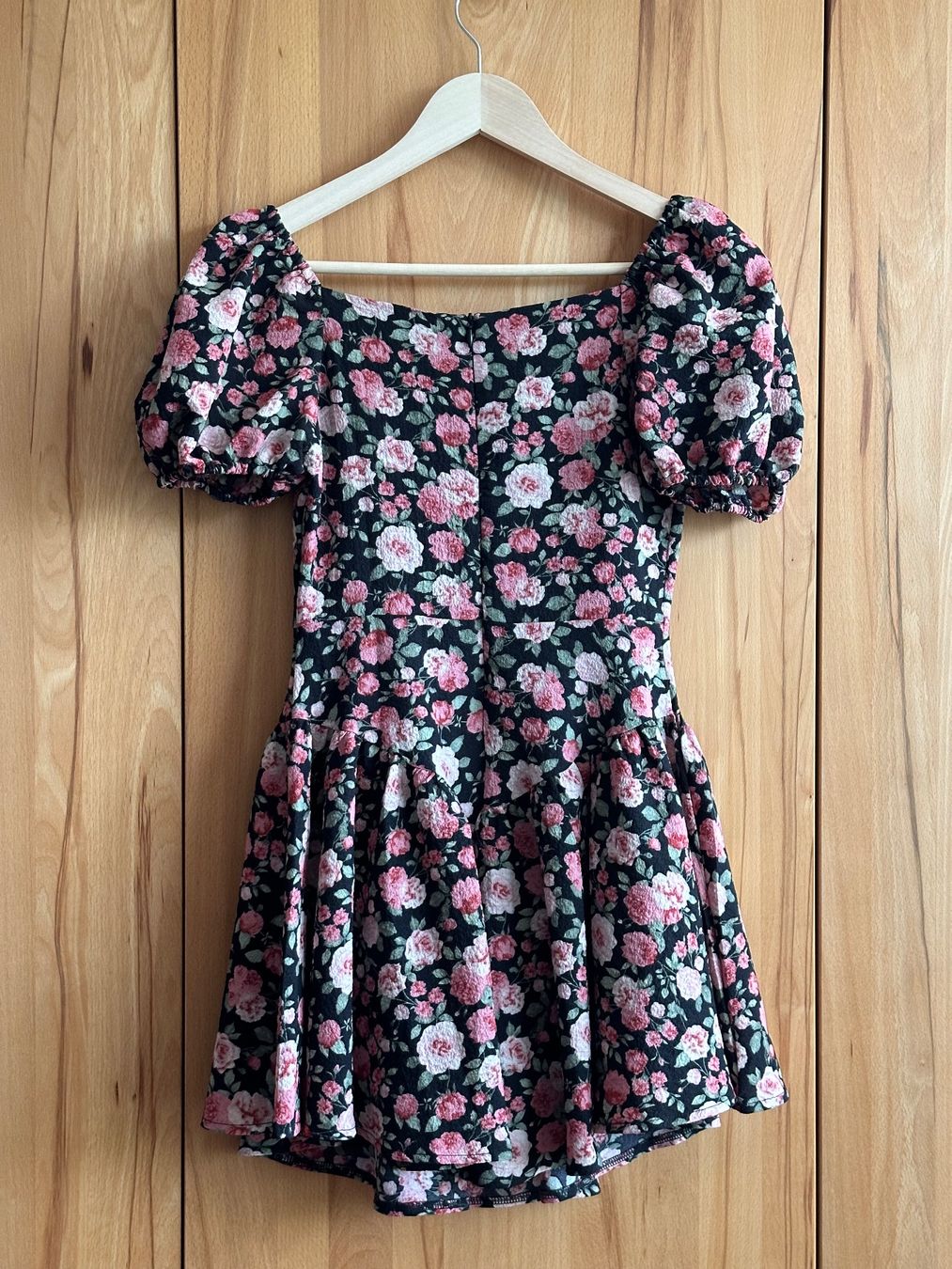 Vestiti: Sommerliches Blumenkleid mit Puffärmel, Gr. S – Usato da Schlieren venduto da car_2bwb 1
