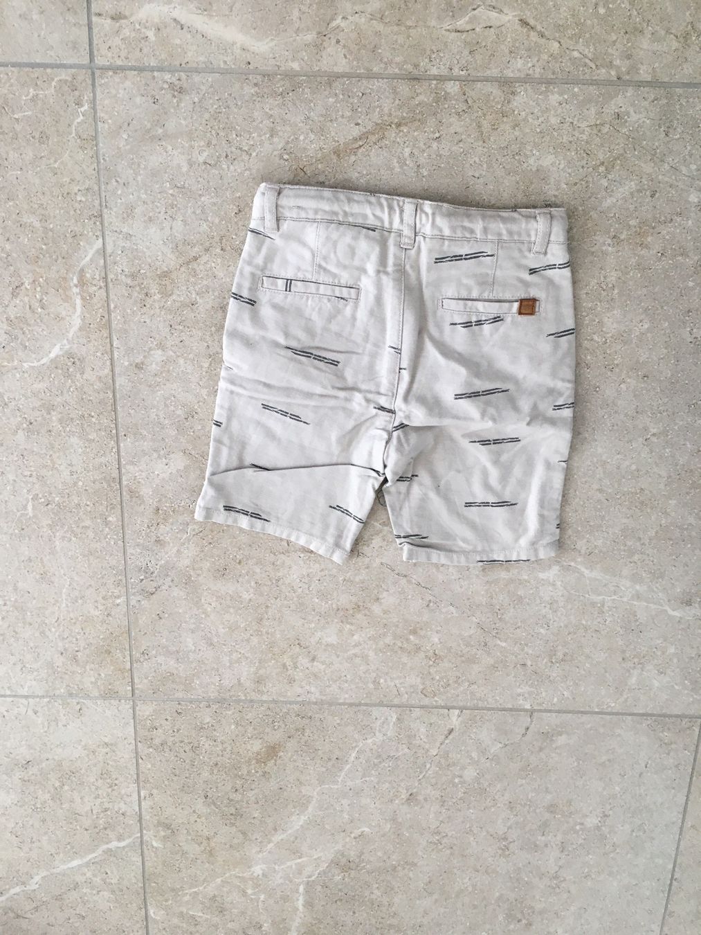Zara Hosen: Zara Sommer Short Gr. 110 Tunnelzug – Neu (gemäss Beschreibung) aus Gächlingen von Tara_devi 1