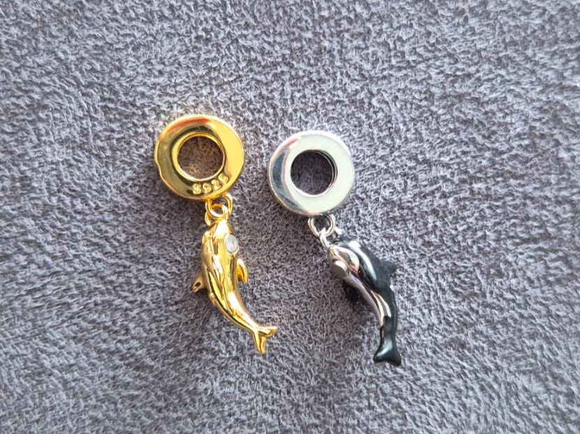 Anhänger: Silber Charm Orca twins +Garantie – Neu (gemäss Beschreibung) aus Rotkreuz von Carbone_Bijou-Shop 1
