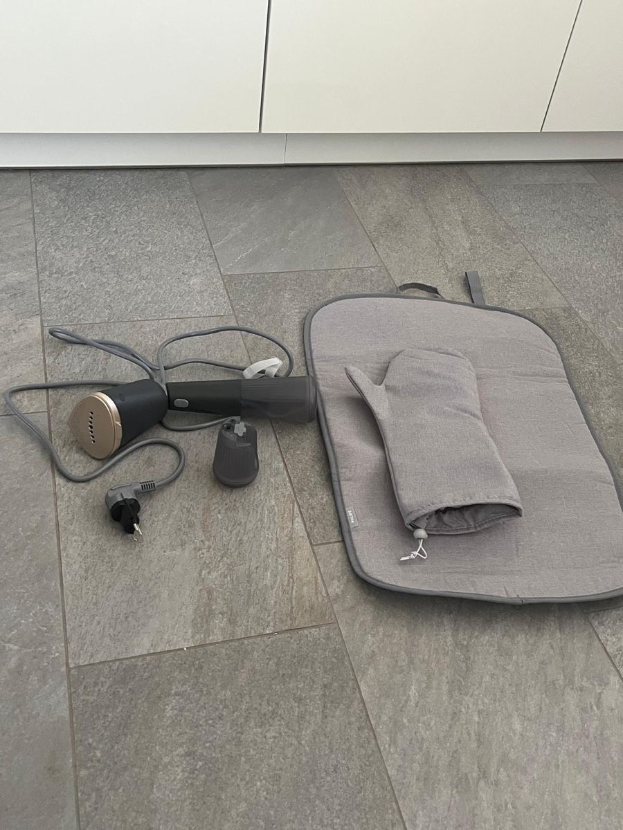 Philips Dampfreiniger: Kleider Steamer – Gebraucht aus Allschwil von dmu2 1