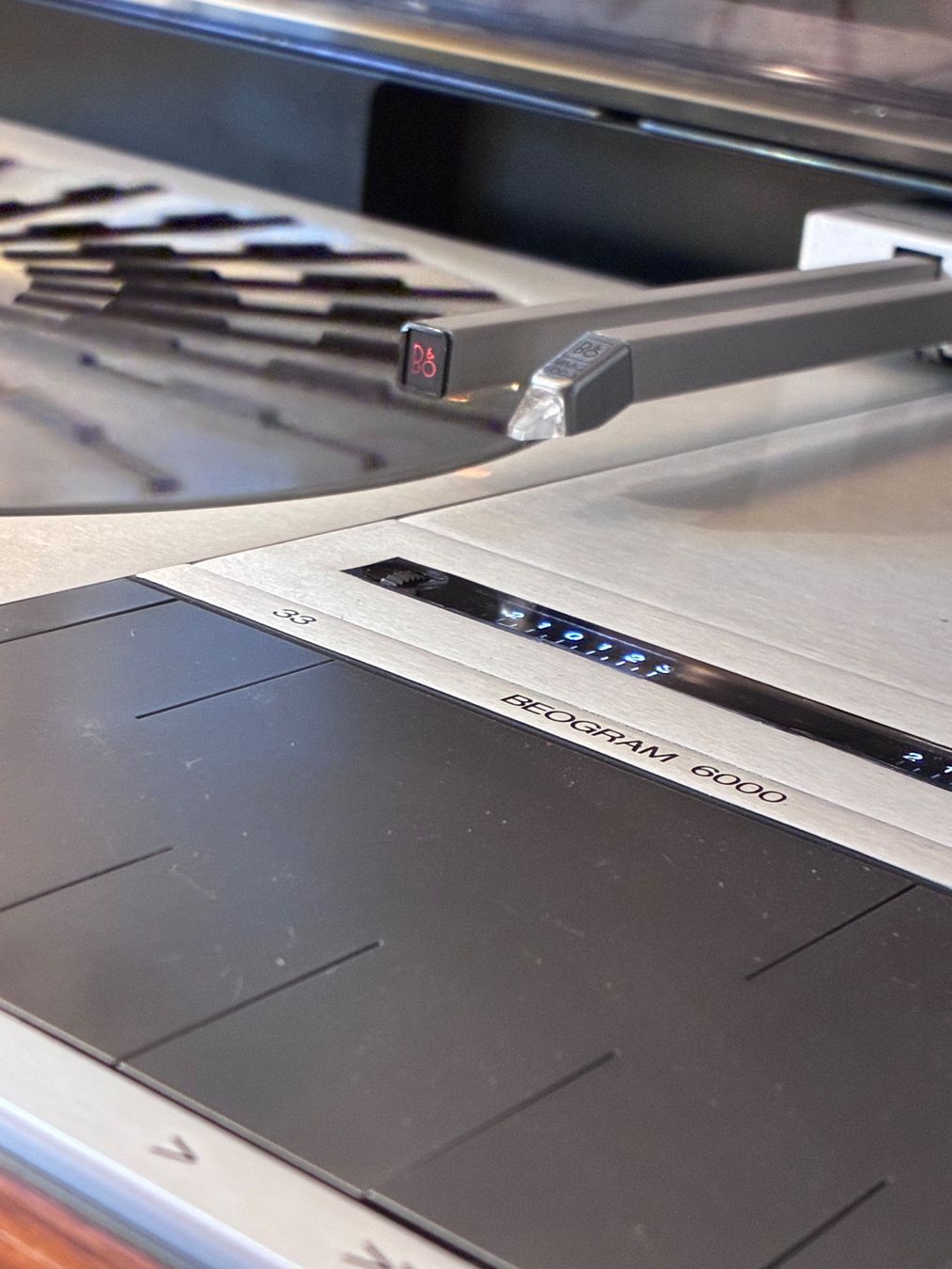 Bang & Olufsen Tourne-disques: Bang & Olufsen Beogram 6000 . – D'occasion à Zürich par HiFiAtelier 4