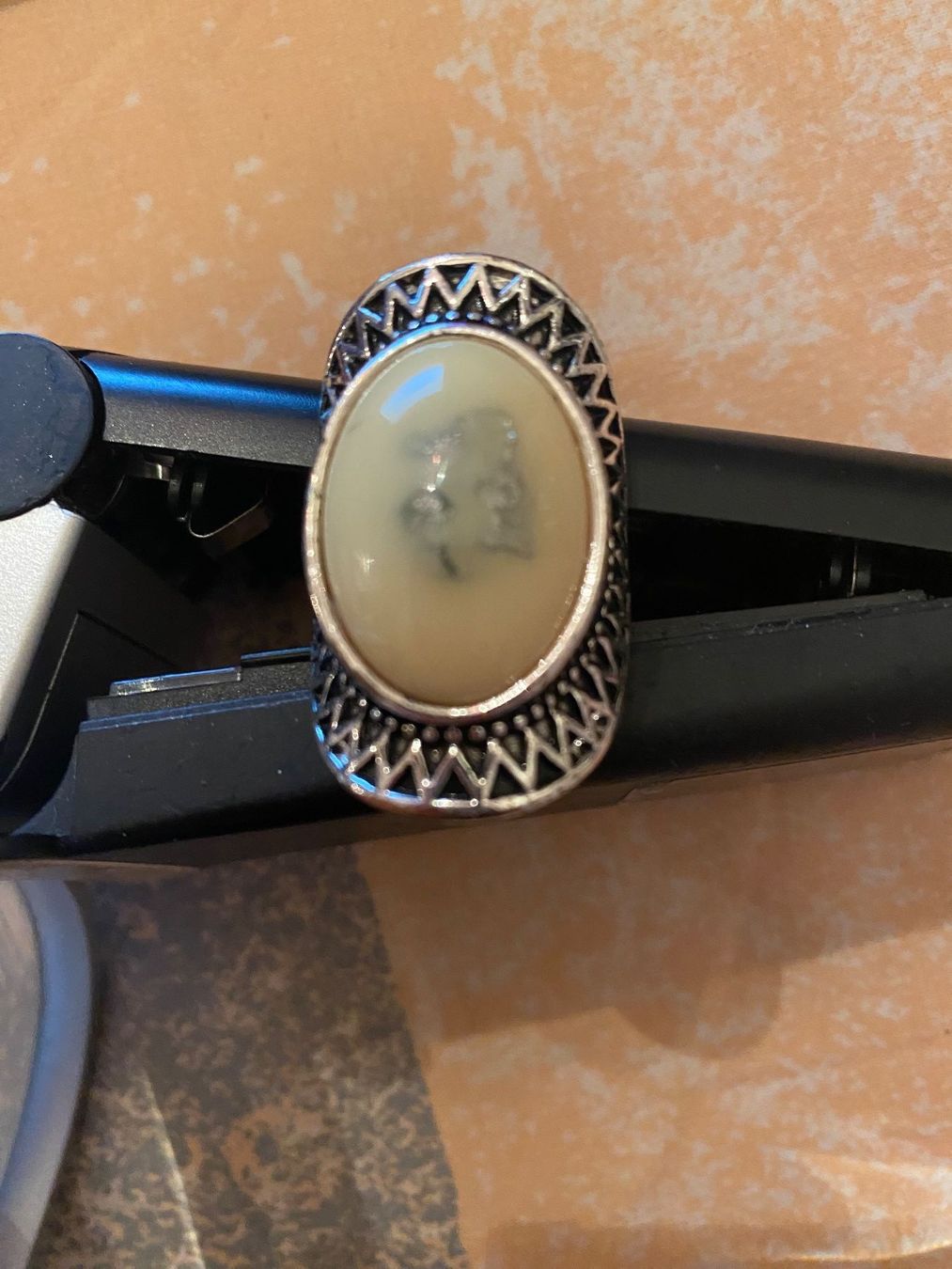 Anelli: Extravaganter seltener MODESCHMUCK-Ring, silber, 1.8cm – Nuovo (secondo la descrizione) da Winkel venduto da ferrari2022 2
