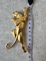 Vintage gold tone panther brooch 1986 signed JJ