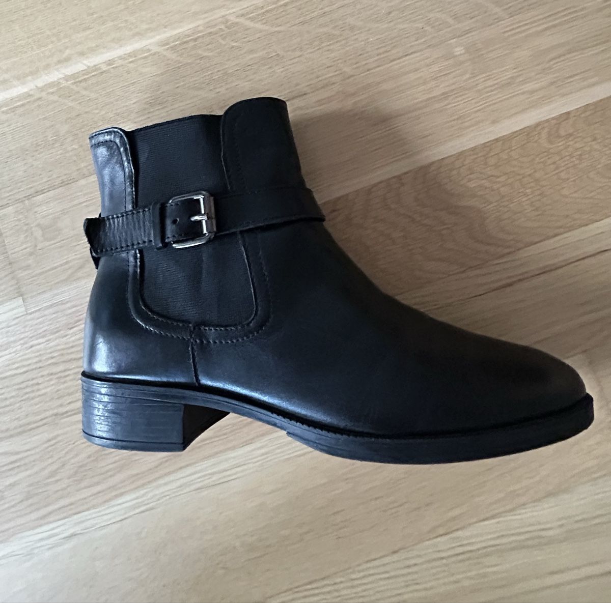 Geox Damenschuhe: Schwarze Geox Stiefeletten Grösse 37 – Neu (gemäss Beschreibung) aus Steffisburg von Maratsch 5